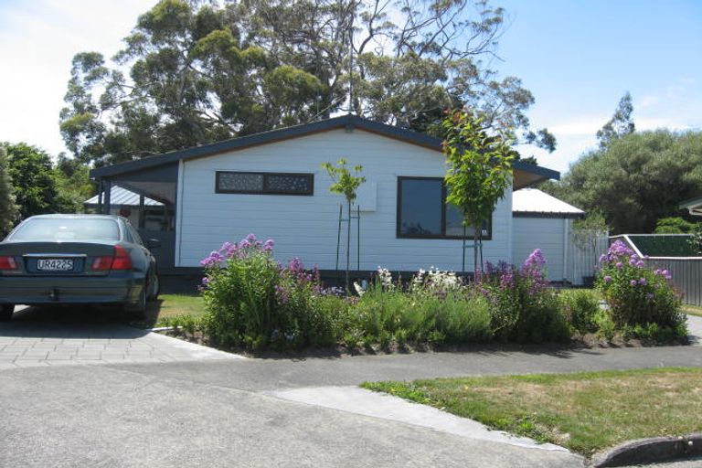 Photo of property in 17 Ferndale Place, Feilding, 4702