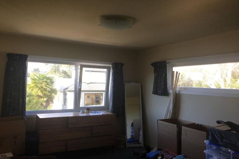 Photo of property in 2/10a Penning Road, Castor Bay, Auckland, 0620