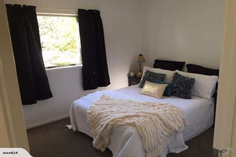 Photo of property in 53a Stottholm Road, Titirangi, Auckland, 0604