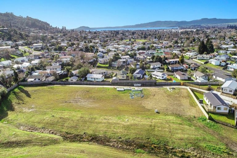 Photo of property in 25 Quartz Avenue, Pukehangi, Rotorua, 3015