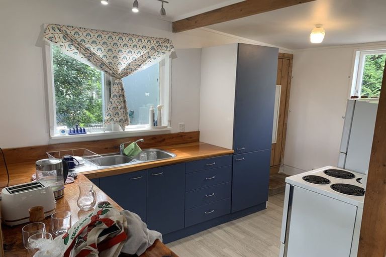 Photo of property in 16 Rodney Avenue, Te Horo Beach, Otaki, 5581