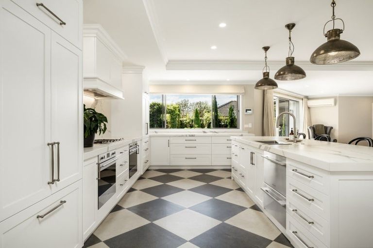 Photo of property in 28 Garvan Glen, Pyes Pa, Tauranga, 3112