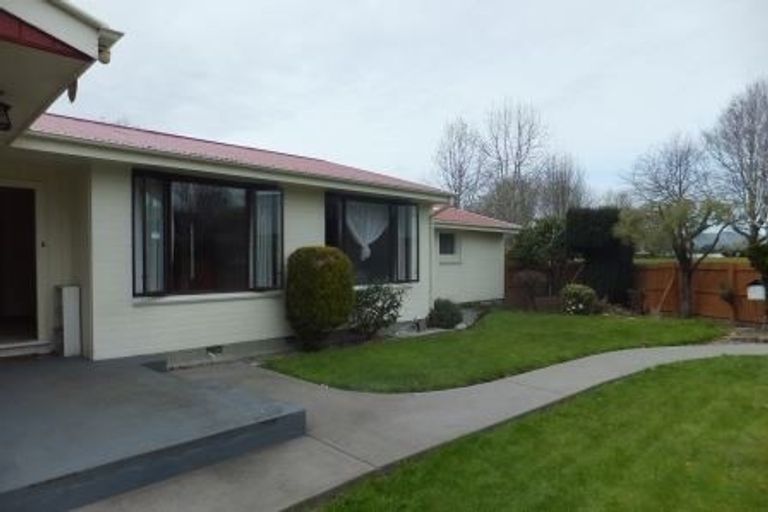 Photo of property in 29 Lochee Road, Upper Riccarton, Christchurch, 8041