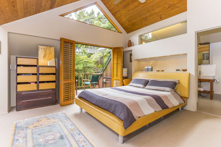 Photo of property in 409 Titirangi Road, Titirangi, Auckland, 0604