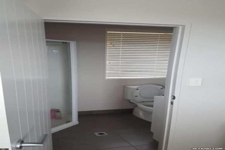 Photo of property in 23 Lamia Place, The Gardens, Auckland, 2105