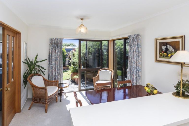Photo of property in 1b Saint Clio Street, Ilam, Christchurch, 8041