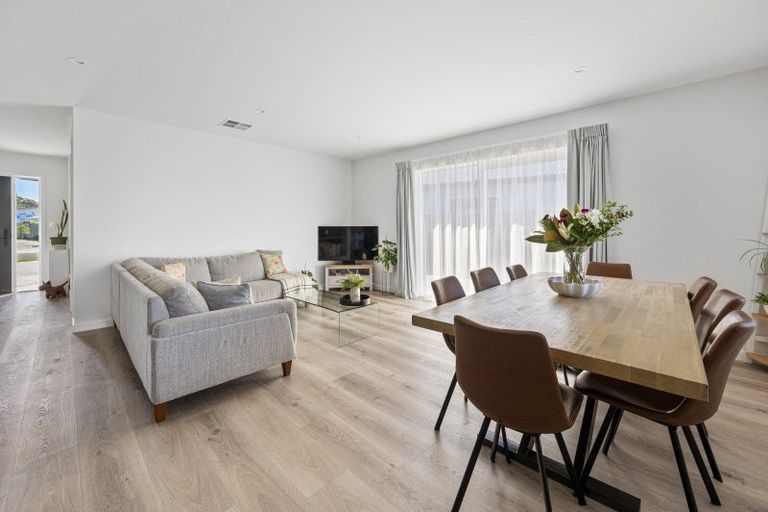 Photo of property in 4 Ruapehu Road, Poraiti, Napier, 4112