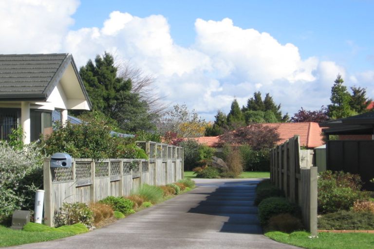 Photo of property in 6 Hayward Rise, Owhata, Rotorua, 3010