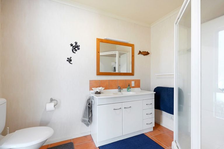 Photo of property in 16 Cate Road, Rototuna, Hamilton, 3210