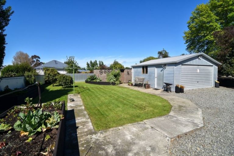 Photo of property in 65 Victoria Street, Carterton, 5713