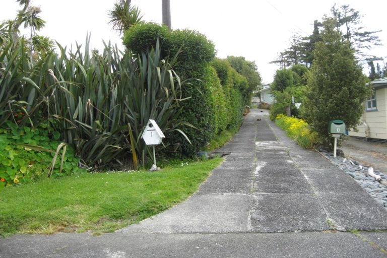 Photo of property in 1 Hazelmere Street, Wellsford, 0900