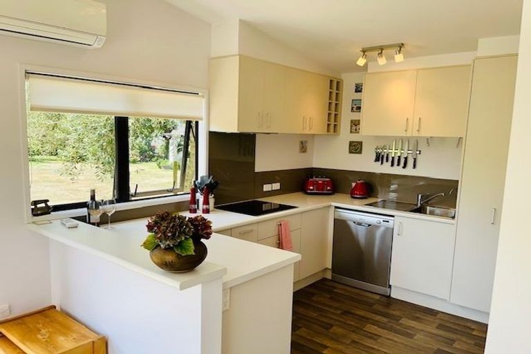 Photo of property in 32 Ranfurly Road, Alfriston, Auckland, 2105