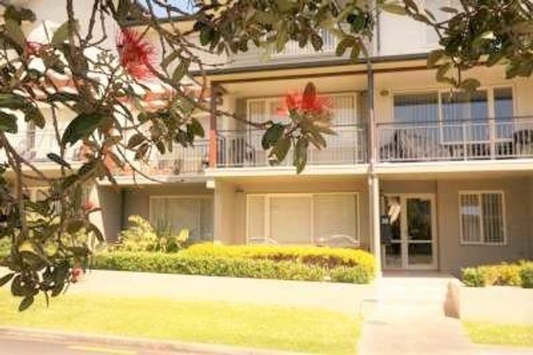 Photo of property in 33 Kirikiri Lane, East Tamaki, Auckland, 2013