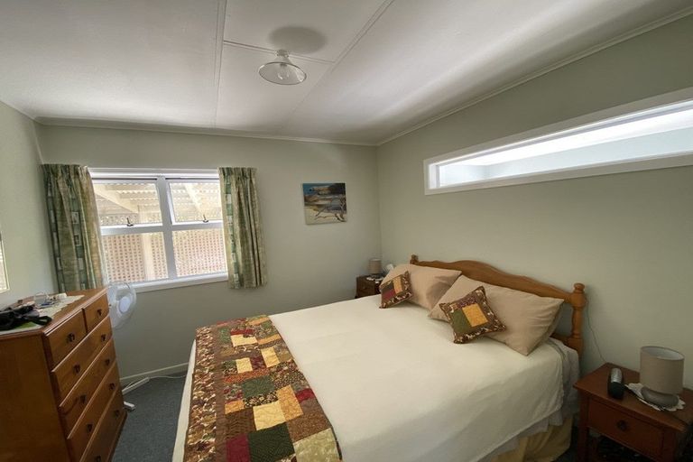 Photo of property in 8 Tainui Street, Mokau, 4376