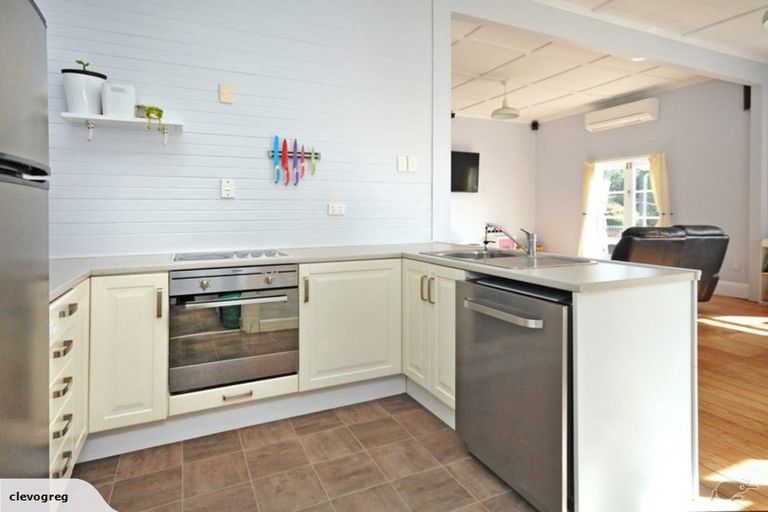 Photo of property in 23 View Road, Waiuku, 2123