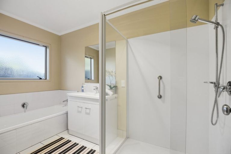 Photo of property in 24a Graham Place, Bellevue, Tauranga, 3110