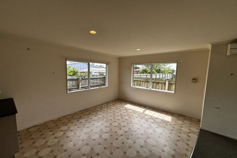 Photo of property in 369 Waihi Road, Normanby, Hawera, 4614