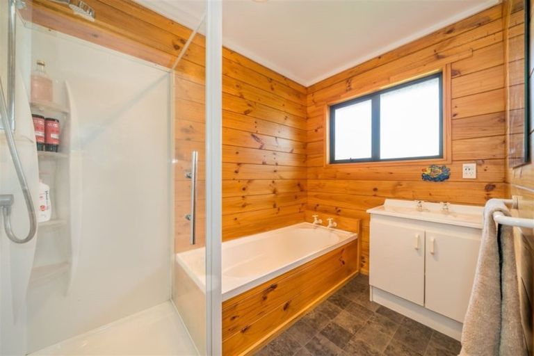 Photo of property in 14a Thackeray Street, Trentham, Upper Hutt, 5018