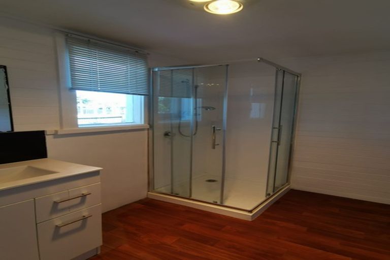 Photo of property in 9a Craven Street, Sockburn, Christchurch, 8042