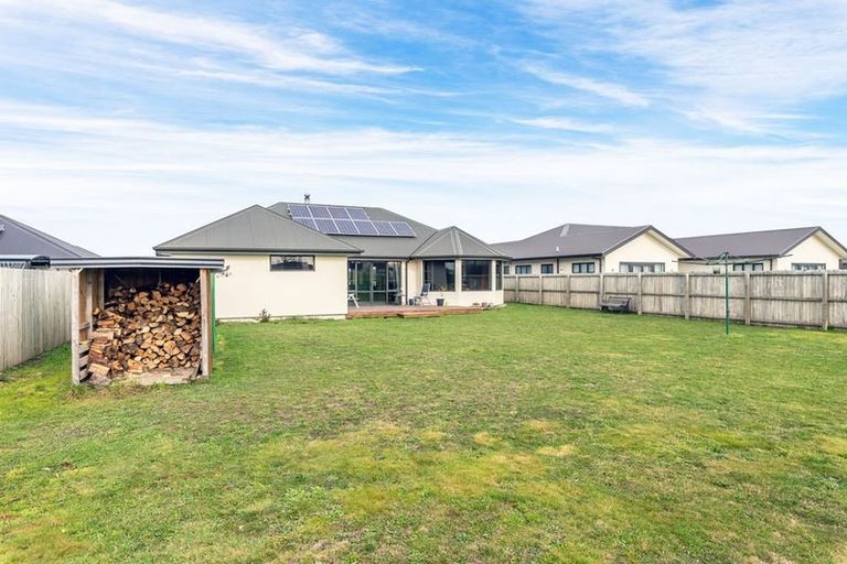 Photo of property in 37 Seymour Drive, Rolleston, 7614