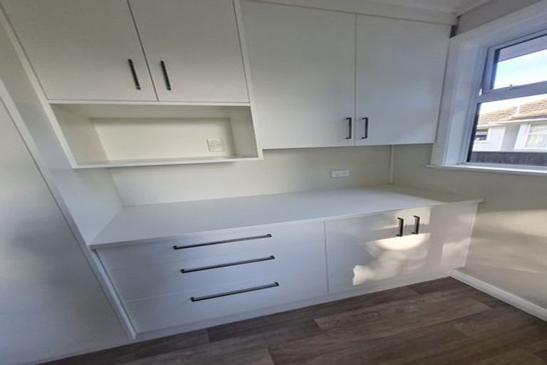 Photo of property in 73 Seddon Street, Takaro, Palmerston North, 4412