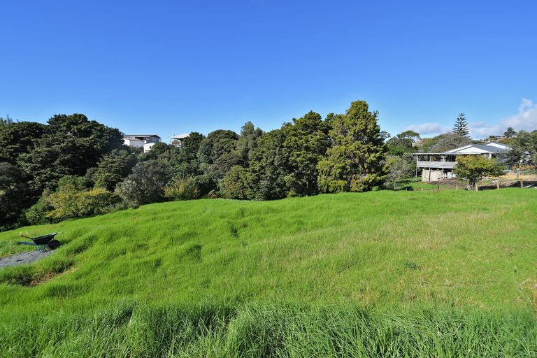 Photo of property in 55 Hauraki Road, Leigh, Warkworth, 0985
