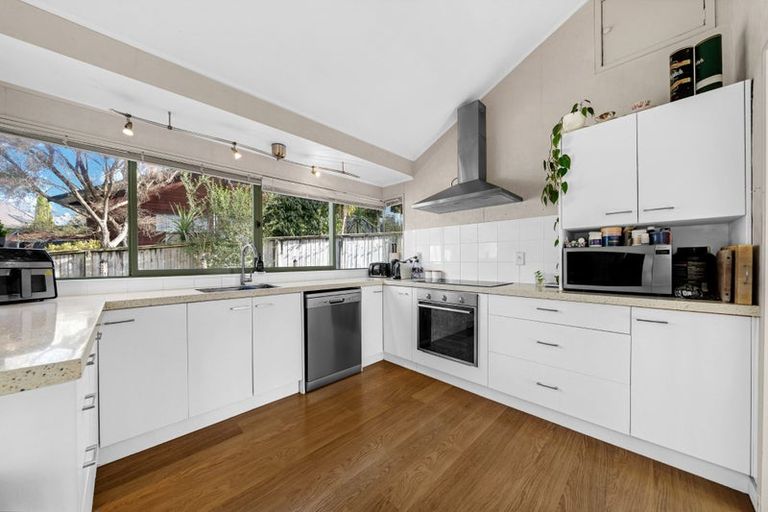 Photo of property in 41 Westpark Drive, West Harbour, Auckland, 0618