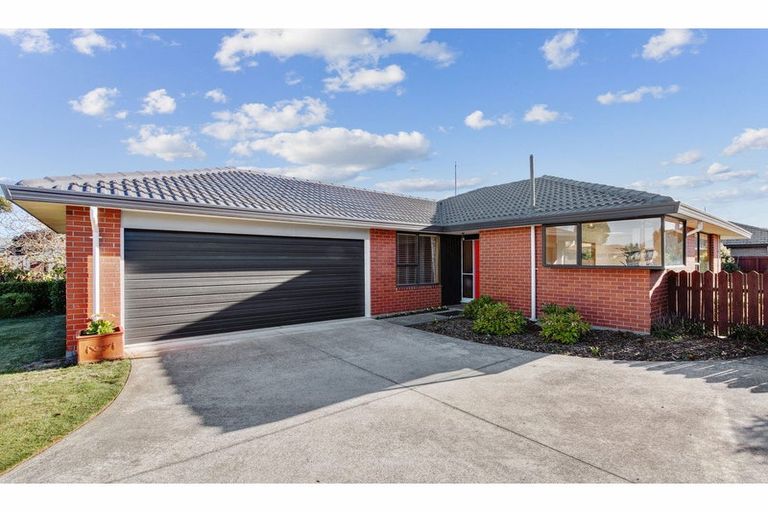 Photo of property in 7 Peebles Drive, Hei Hei, Christchurch, 8042