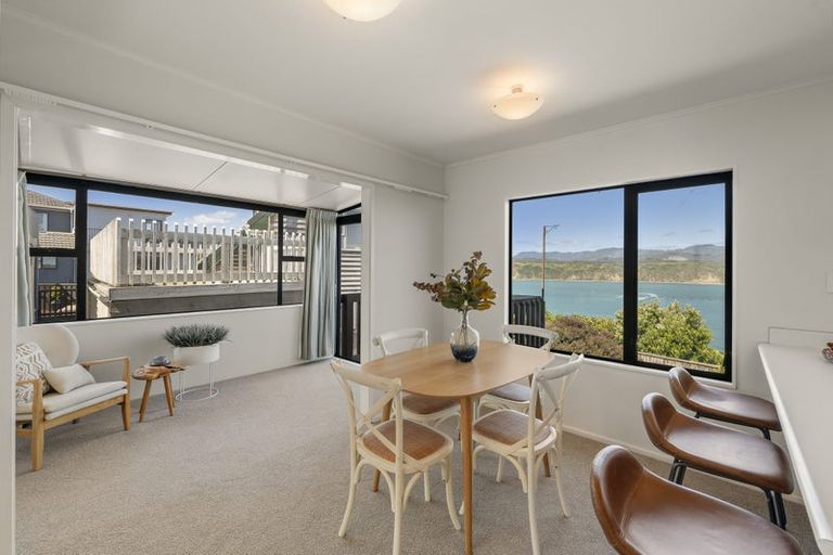 Photo of property in 43 Bowes Crescent, Strathmore Park, Wellington, 6022