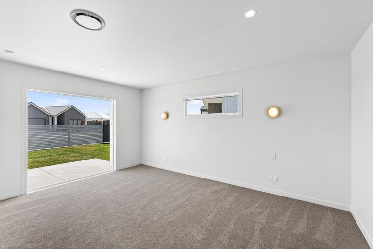 Photo of property in 2 Mohaka Street, Poraiti, 4112