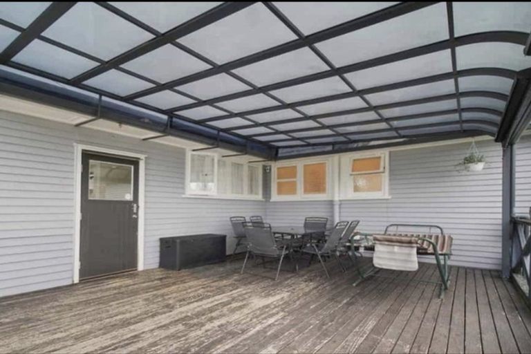 Photo of property in 111 Porchester Road, Papakura, 2110