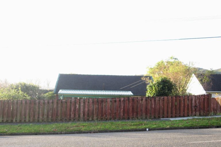 Photo of property in 175 Waddington Drive, Naenae, Lower Hutt, 5011