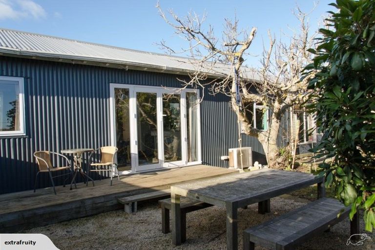 Photo of property in 17 Tovey Street, New Brighton, Christchurch, 8061