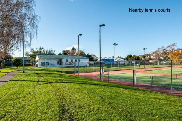 Photo of property in 44b Queen Road, Bellevue, Tauranga, 3110