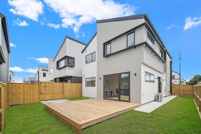Photo of property in 32 Kairakau Street, Papakura, 2110