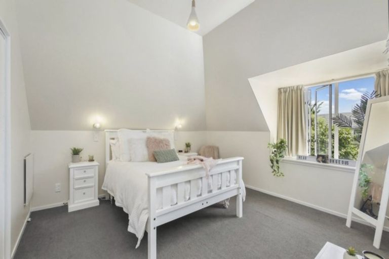 Photo of property in 5 Holderness Place, Ilam, Christchurch, 8041