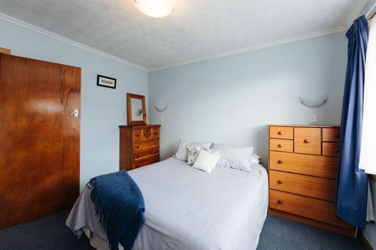 Photo of property in 17 Sandringham Street, Oamaru North, Oamaru, 9400