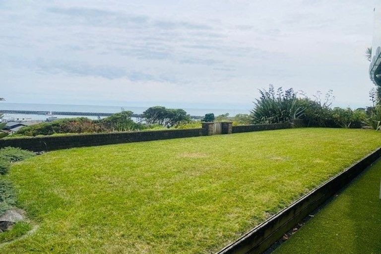 Photo of property in 26a Whiteley Street, Moturoa, New Plymouth, 4310