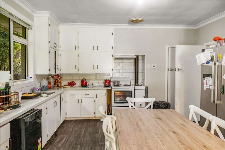 Photo of property in 32 Railway Esplanade, East Gore, Gore, 9710