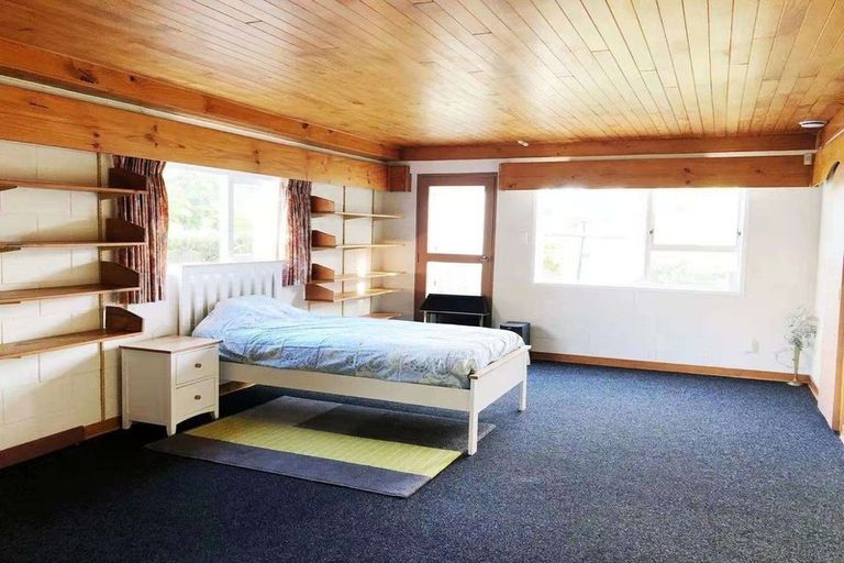 Photo of property in 102 Sartors Avenue, Browns Bay, Auckland, 0630