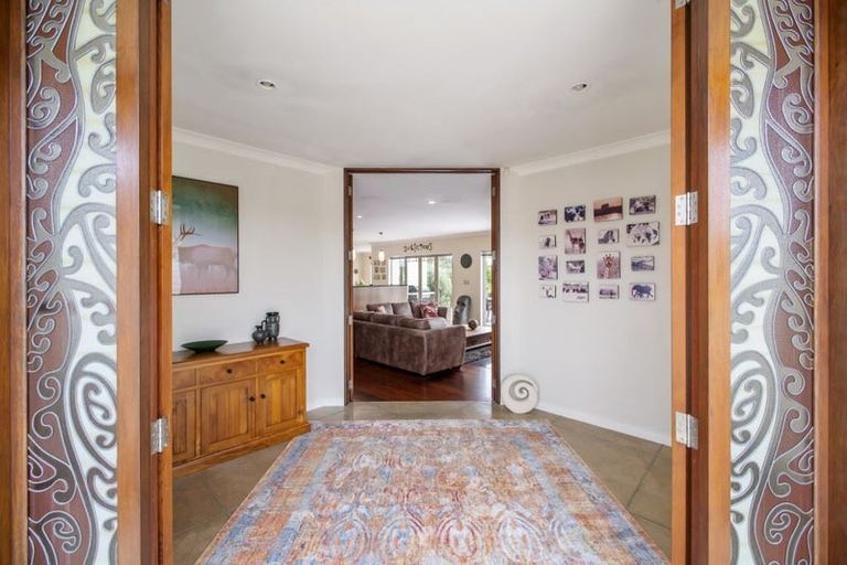 Photo of property in 551 Upper Waiwera Road, Puhoi, Silverdale, 0994