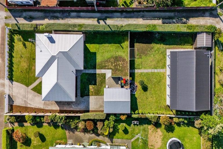 Photo of property in 111 Puriri Street, Hawera, 4610