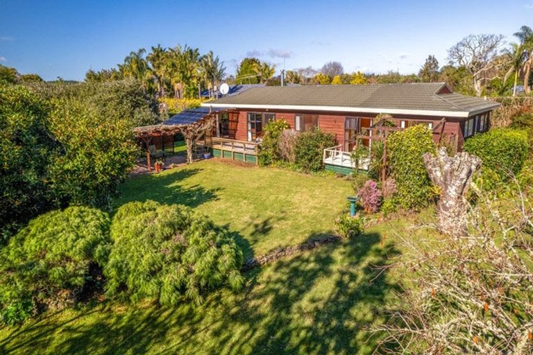 Photo of property in 57 Landing Road, Kerikeri, 0230