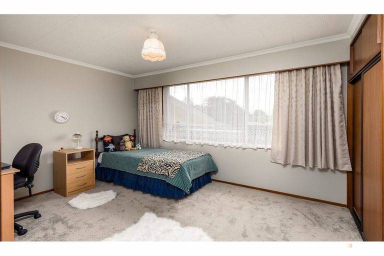 Photo of property in 11 Oxford Street, Waimate, 7924