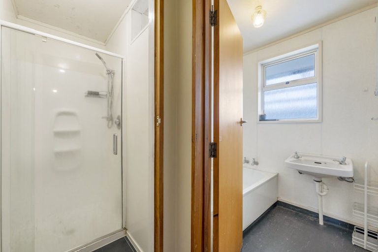 Photo of property in 2 Te Rewha Street, Turangi, 3334