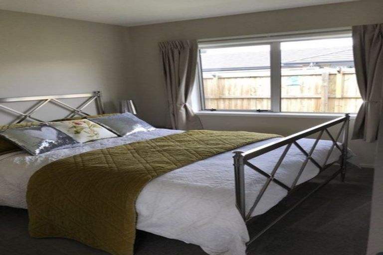 Photo of property in 14 Catchpole Place, Woodend, 7610