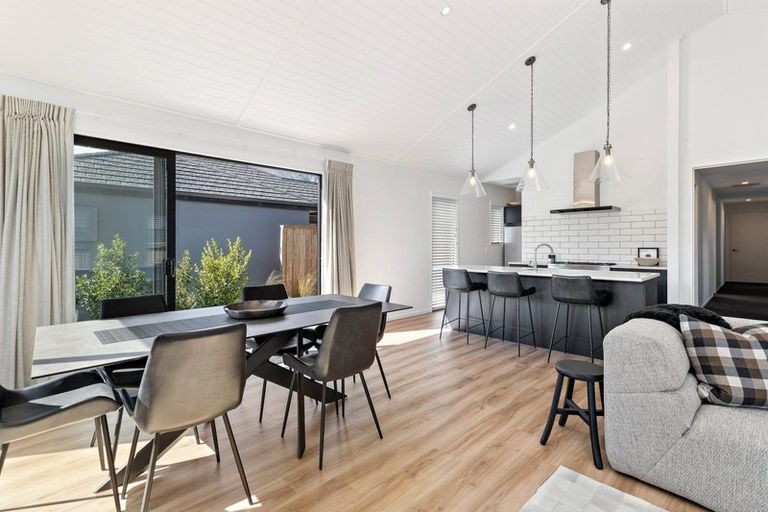 Photo of property in 8 Wheat Street, Jacks Point, Queenstown, 9371