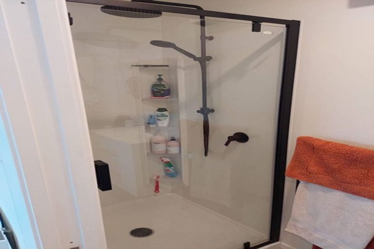 Photo of property in 15 Argyle Grove, Trentham, Upper Hutt, 5018