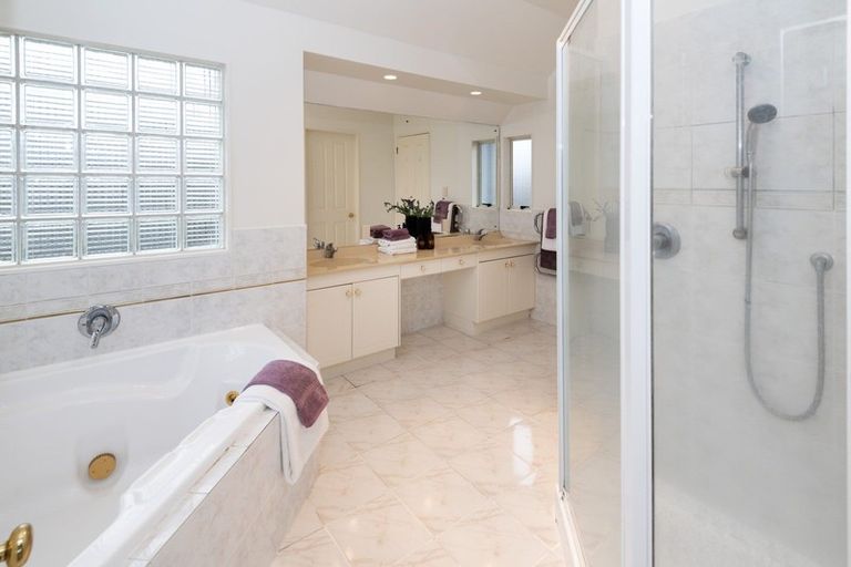 Photo of property in 26 Jane Eyre Drive, Somerville, Auckland, 2014