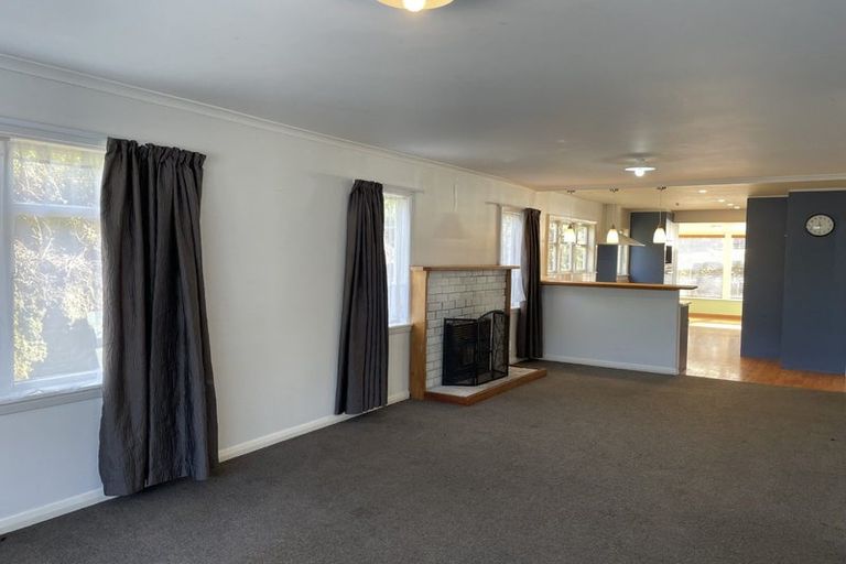 Photo of property in 12 Bristol Street, Island Bay, Wellington, 6023